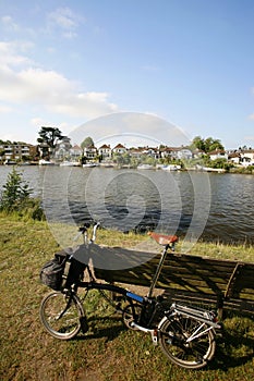 Single Folding bicycle near Thames River