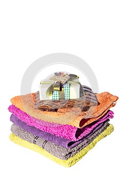 Single soapdish on top of facecloths