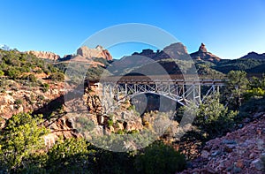 Single Span Famous Wilson Canyon Ravine Steel Arch Midgley Bridge