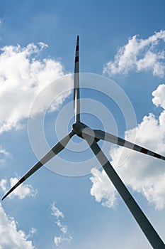 Single wind turbine propeller