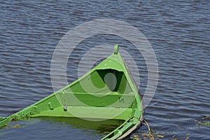 Sinking boat detail