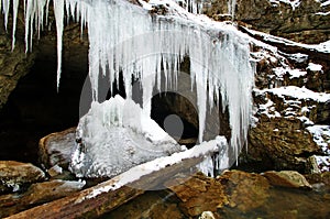 Sinks of the Roundstone Cave