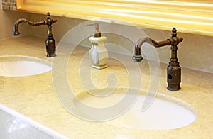 Sinks and taps in a public toilet