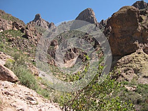 Siphon Draw Trail to Flatiron Lost Dutchman State Park Arizona