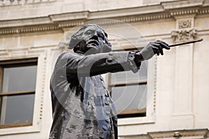 Sir Joshua Reynolds statue photo