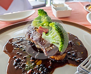 Sirloin beef steak with red wine sauce