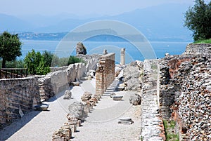 Sirmione-Catull Grottos