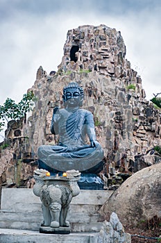 Sitting Buddha Chua Linh Ung Son Tra Danang photo