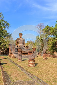 Sitting Buddha statue at Wat Sing temple in Kamphaeng Phet Historical Park, UNESCO World Heritage site