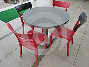 sitting table red and black