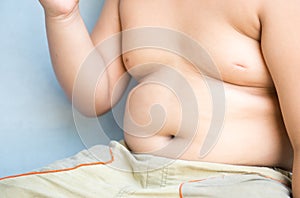 The size of stomach of children with overweight.