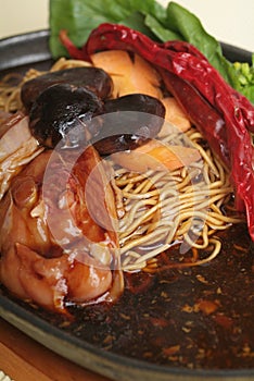 Sizzling crispy noodle