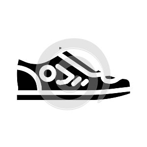 skate shoes streetwear cloth fashion glyph icon vector illustration