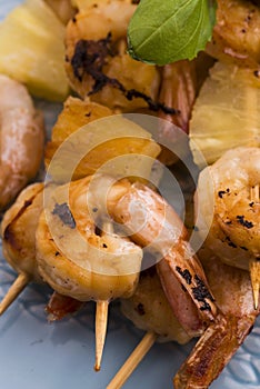 Skewer shrimp with pineapple