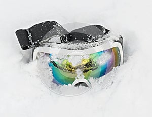 Ski goggles