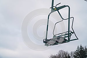 Ski lift chair