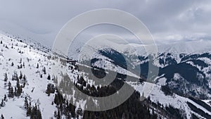 Lyžařské středisko Jasná Slovensko horský letecký dron pohled shora