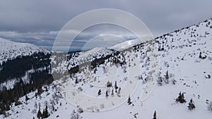 Lyžařské středisko Jasná Slovensko horský letecký dron pohled shora