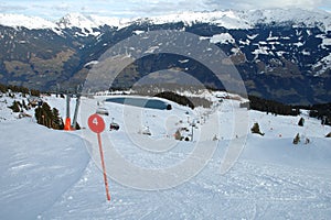 Ski slope and slope number sign