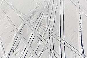 Ski trails off-piste