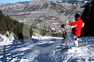 Skiing in Aspen, Colorado photo
