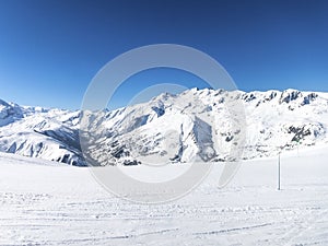 SKiing in French alps 3