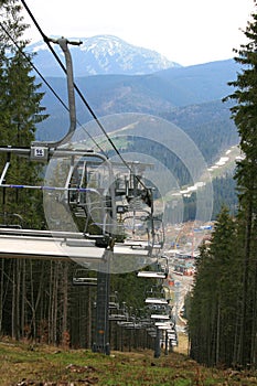 Skiing lift