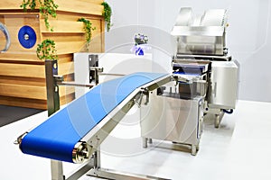 Skinning machine for production