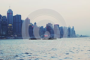 The sky crapper beside the river