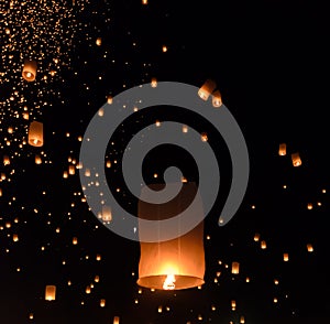 Sky lanterns festival or Yi Peng festival in Chiang Mai, Thailan