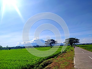 sky mountain landacape sun