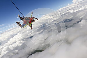 Skydiving photo Tandem jump in free fall.