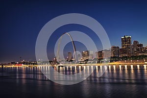Skyline of St Louis with Gateway Arch, St Louis, Mo, USA