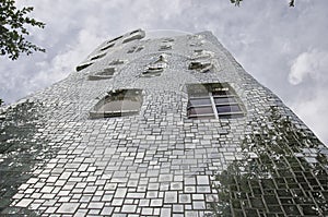 The skyscraper of the tarots garden