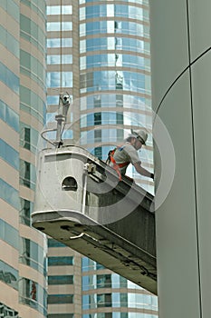 Skyscraper Worker2