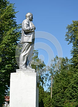 SLAVSK, RUSSIA. Monument to V.I. Lenin, side view. Kaliningrad region