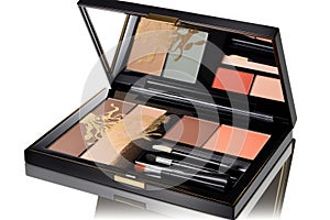 sleek and streamlined travel palette for the jetsetting makeup lover