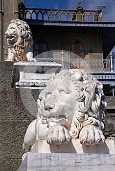 Sleeping and awakening lions on the southern terrace of the Vorontsov Palace