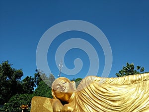 Sleeping Budhha statuse