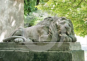 Sleeping lion sculpture