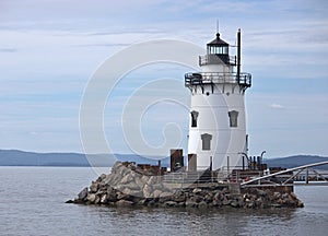 sleepy hollow lighthouse (tarrytown, tappan zee) in the hudson river (mario cuomo bridge) white