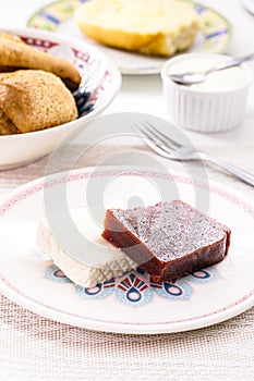 Slice of guava jam with slice of Minas cheese, a traditional dessert from Brazil, known as Romeo and Juliet.