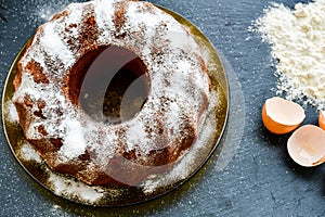 Bundt lemon cake