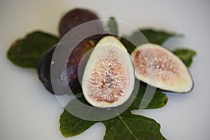 the sliced fig