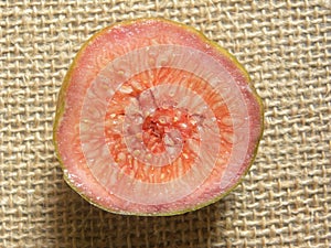 Sliced Gular fig