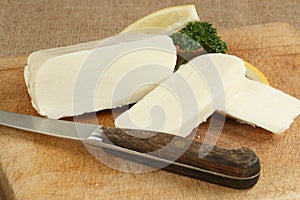 Sliced halloumi cheese