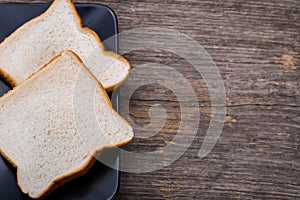 Slices of bread on the plate