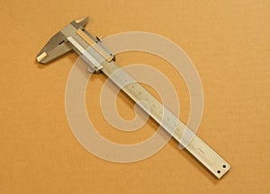 Slide gauge