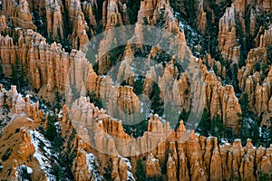 slight zoom out of the peaks of the hoodoos and the canyon walls of bryce canyon national park of the hoodoos at inspiration point