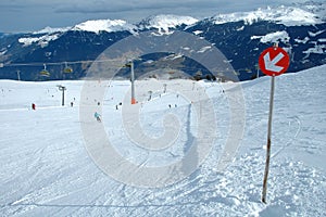 Slope direction sign